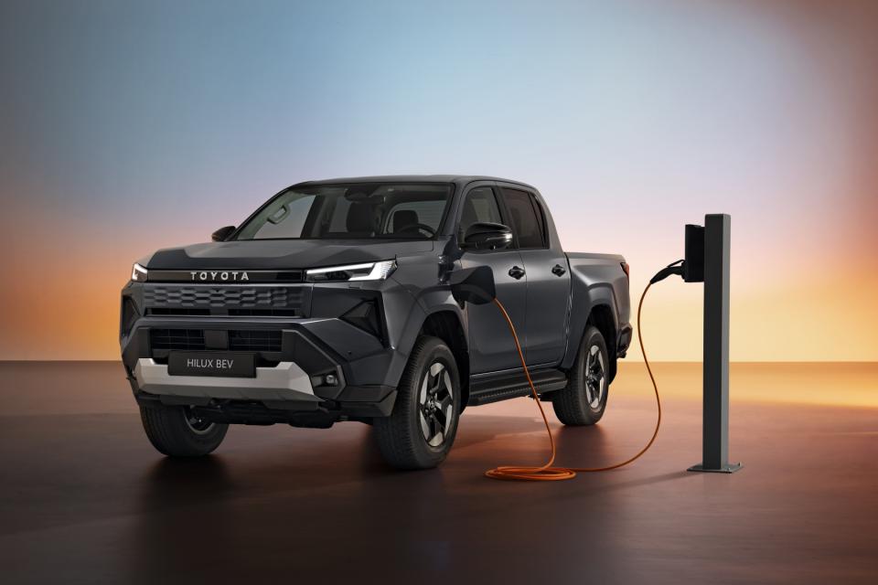 Toyota reveals ninth generation Hilux | NZ SUV